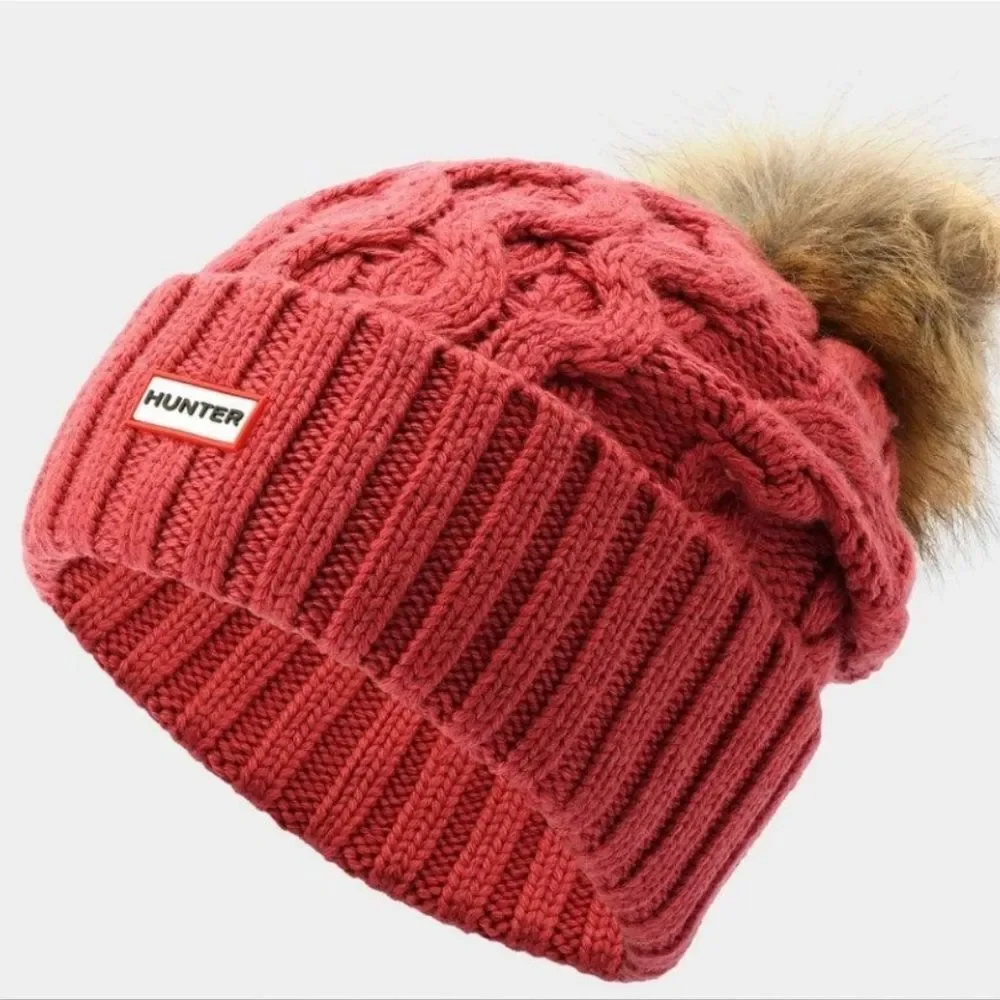 Hunter Unisex Cable Knit Beanie Hat w/Pom‎